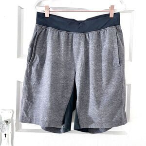 Lululemon Shorts Men Small Grey Pull On Performance Activewear 9" Stretch